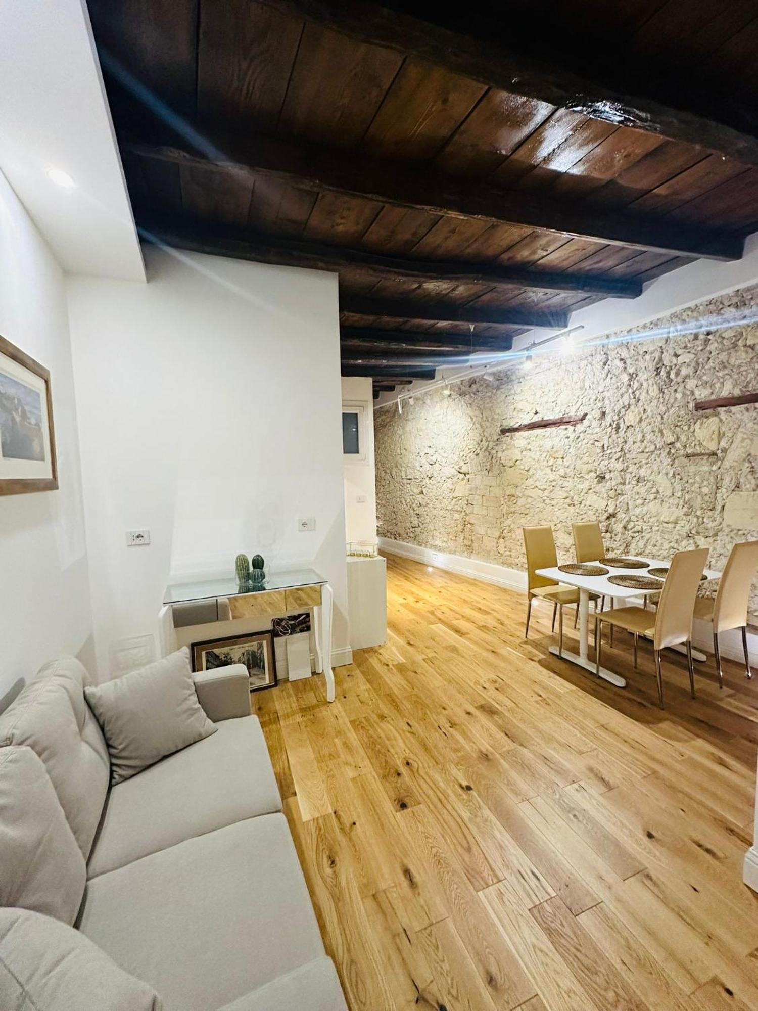 Antico Corso Charme Bed and Breakfast Κάλιαρι Εξωτερικό φωτογραφία